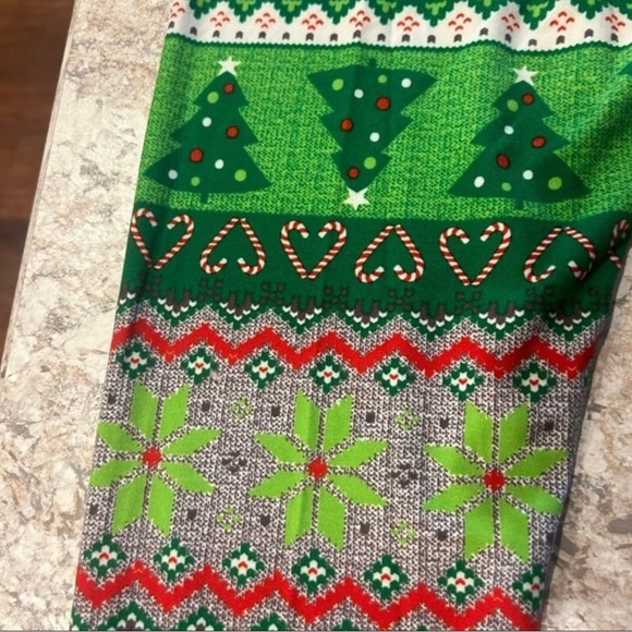 No boundaries Holiday Leggings Large - Picture 4 of 7